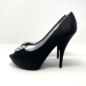 NEW Nina Black Satin Floral Rhinestone Cluster Detail Formal Platform Heels 7.5M